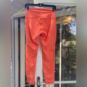 Lululemon matching set.